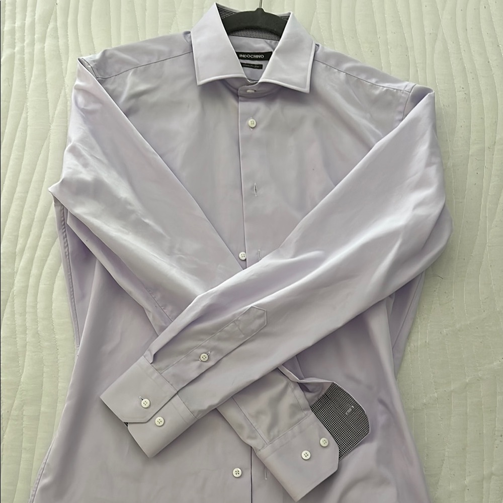 Elegant Men's Dress Shirt in Lavender by Indochino